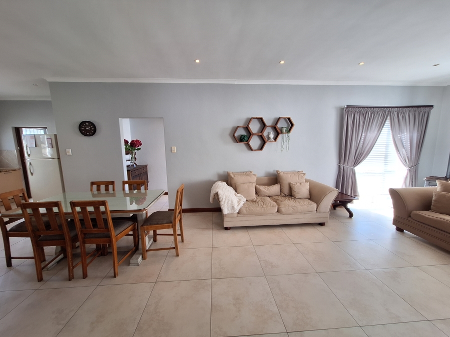To Let 2 Bedroom Property for Rent in Fountains Estate Eastern Cape